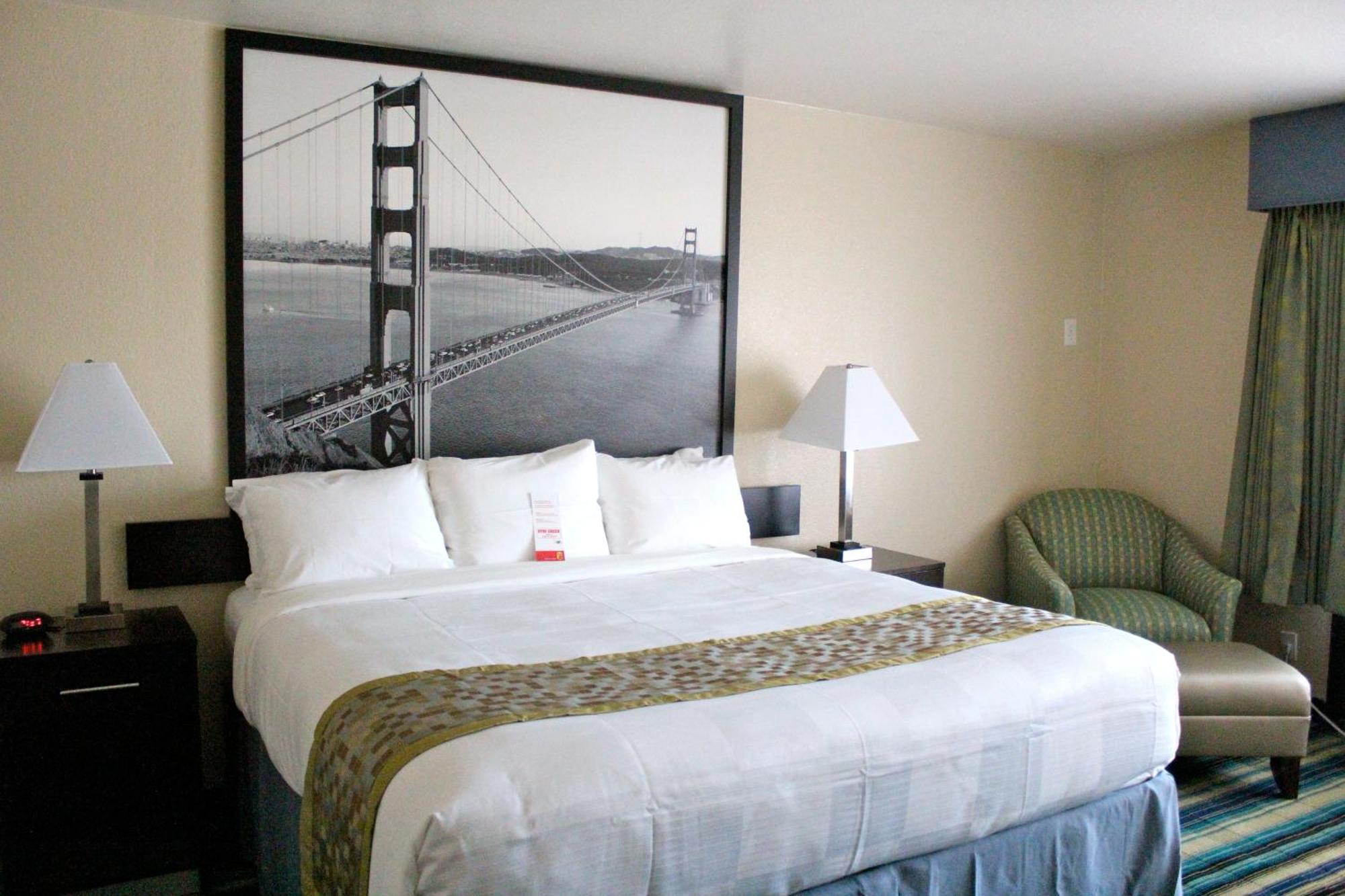 Super 8 By Wyndham Vallejo/Napa Valley מראה חיצוני תמונה