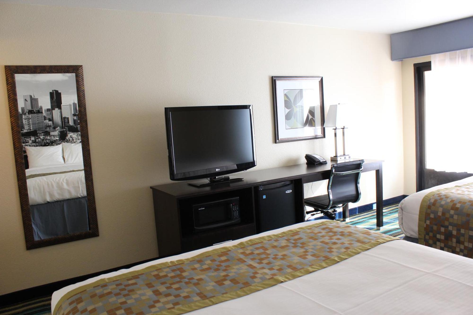 Super 8 By Wyndham Vallejo/Napa Valley מראה חיצוני תמונה